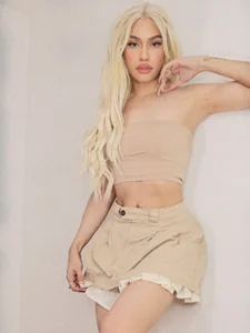 AlexaBloomx Public 사진 4