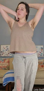 LeiaSwift: Hairy Natural Armpit Queen ( 5 фото)
