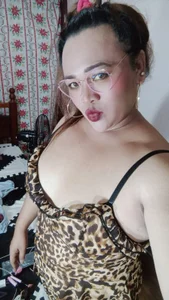 Ms_SexretaryCockTs tiger ourfit Pic 8