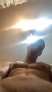 YoungBlondeDick Public Foto