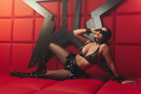 DannieSmith1の🖤 Fotoshooting BDSM 💥の 6枚の写真