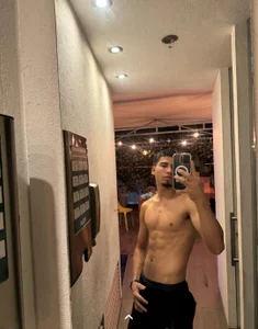 andy_0018 Public Εικόνα