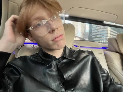 Just me od CalmFever  snímek