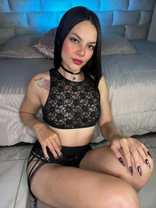 HollyGrey_good women Bild