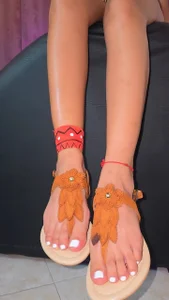 _ALLYSON18_ FEETS OIL PLAY💗 Poză 7