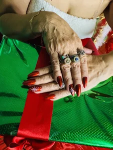 agatha_ross26 Merry Christmas and Happy New Yea🕯 Foto