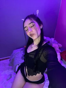 NickieNick_ Hey! 💖 I'm Nickie 😋 Poză