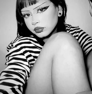 chloe_montiel 🍒 зображення 4