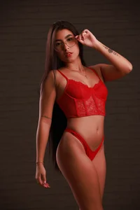 SuriCavendish Red like fire Pic 2