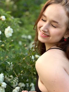 Julie_Lamb Public Bilde 4