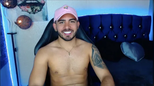 adamxx de adamhairy  2 Imagens