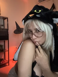 Ramona_Flowerの🐈‍⬛🐈‍⬛🐈‍⬛ 🎃の 3枚の写真