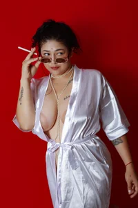 meikochoe Get comfy and closer to me babe 🛀🏻😘 Pic 5