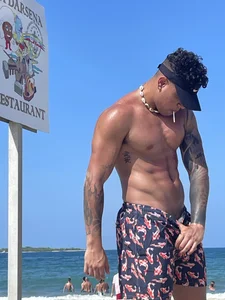 amenadiel_fire More of me Foto 3