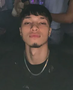 Public de NewDannii  2 Imagens