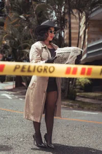 Zdjęcia MaddyGray_ THE PERFECT CRIME DISGUISED AS A WOMAN:  4