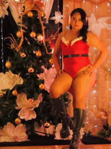 MicaelaHot_ Merry Christmas 2025 🎉🎄 사진 3