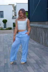 milliKira006 How do you like my everyday look?)) зображення 3