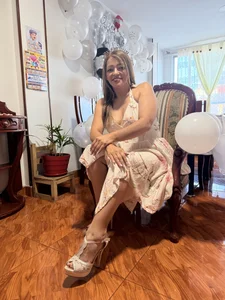 CarolMis_79 My birthday was very happy 🎈🎊 Pic 3