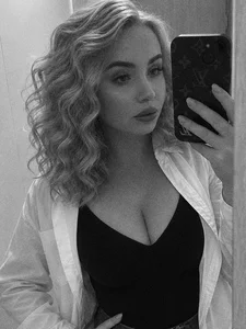 mila2121s Public Bilde