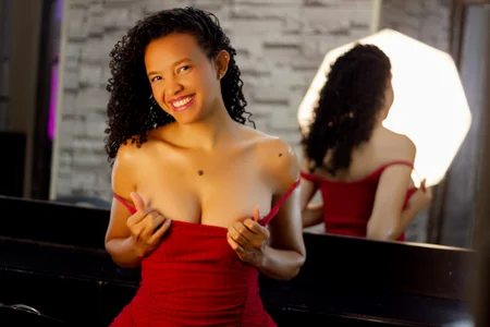 Jazlin_ How does this dress look on me? Kuva 3