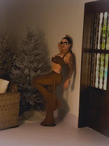 KateSunder Holidays Vibes صورة واحدة|KateSunder Holidays Vibes صورتان|KateSunder Holidays Vibes  4 صور|KateSunder Holidays Vibes  4 صورة