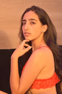 LarisaSmirnov Red 🔥 Poză 2