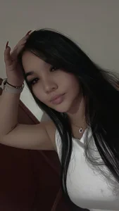 liaknoxx: Public ( 2 фото)