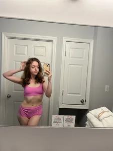 sweetmarie223 Public Pic 2