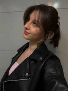 LouiseChavez again Hình 5