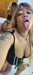 New outfit💚 de rachell_queen_  3 Imagens