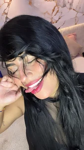 kyana_cream I'm online honey 💞🤞 Pic 4