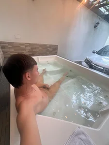 Alex_whesth Public Pic 2