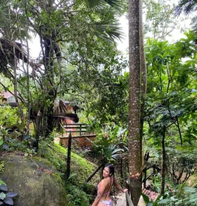 Veronikolsen- the jungles of my land Pic