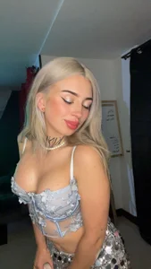 Tamaraa_velez Public Immagine 