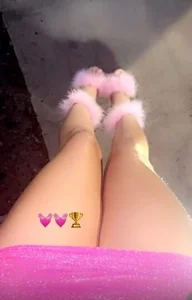 bunnybarefoot69 Public Pic 5