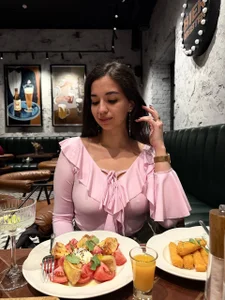 EmmyNoel beautiful establishment Pic 5