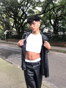 Jonas_Riversのprideの 3枚の写真