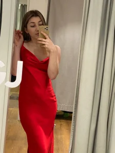 Lola_Ried Public Pic 5