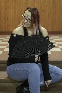 LindaDaemonX Linda - plain clothes pics Immagine  3