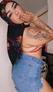 Inaya_Khalifa A look at what could be your favorite fantasy💥 Billede 2