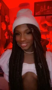 princess_chocolatee 🐝 Pic