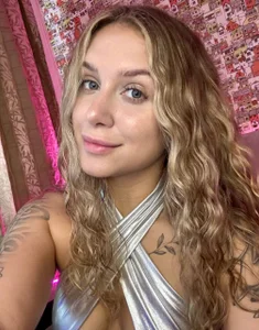 ellielawsons Public Foto 3