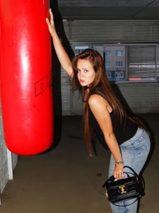 ElenoreRethPublic图片 3