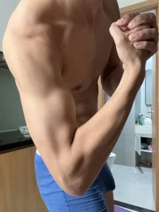 Adrian_Coles Me Pic 5