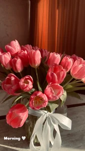 My love for flowers de LindsieGreyy  Imagens