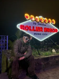 ANLLELOAndANGELA SEXY BOY Pic 3