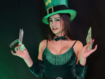 Cris__sweet Happy Saint Patrick ☘️ Pic 2