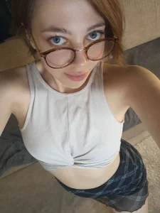 Mollystouch Public зображення