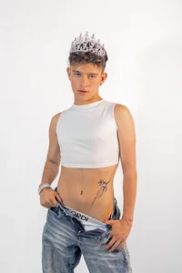 LiamWildx20 👑 The king who commands from the bed (with a crown and without shame) 👑 صورة واحدة|LiamWildx20 👑 The king who commands from the bed (with a crown and without shame) 👑 صورتان|LiamWildx20 👑 The king who commands from the bed (with a crown and without shame) 👑  6 صور|LiamWildx20 👑 The king who commands from the bed (with a crown and without shame)   👑  6 صورة